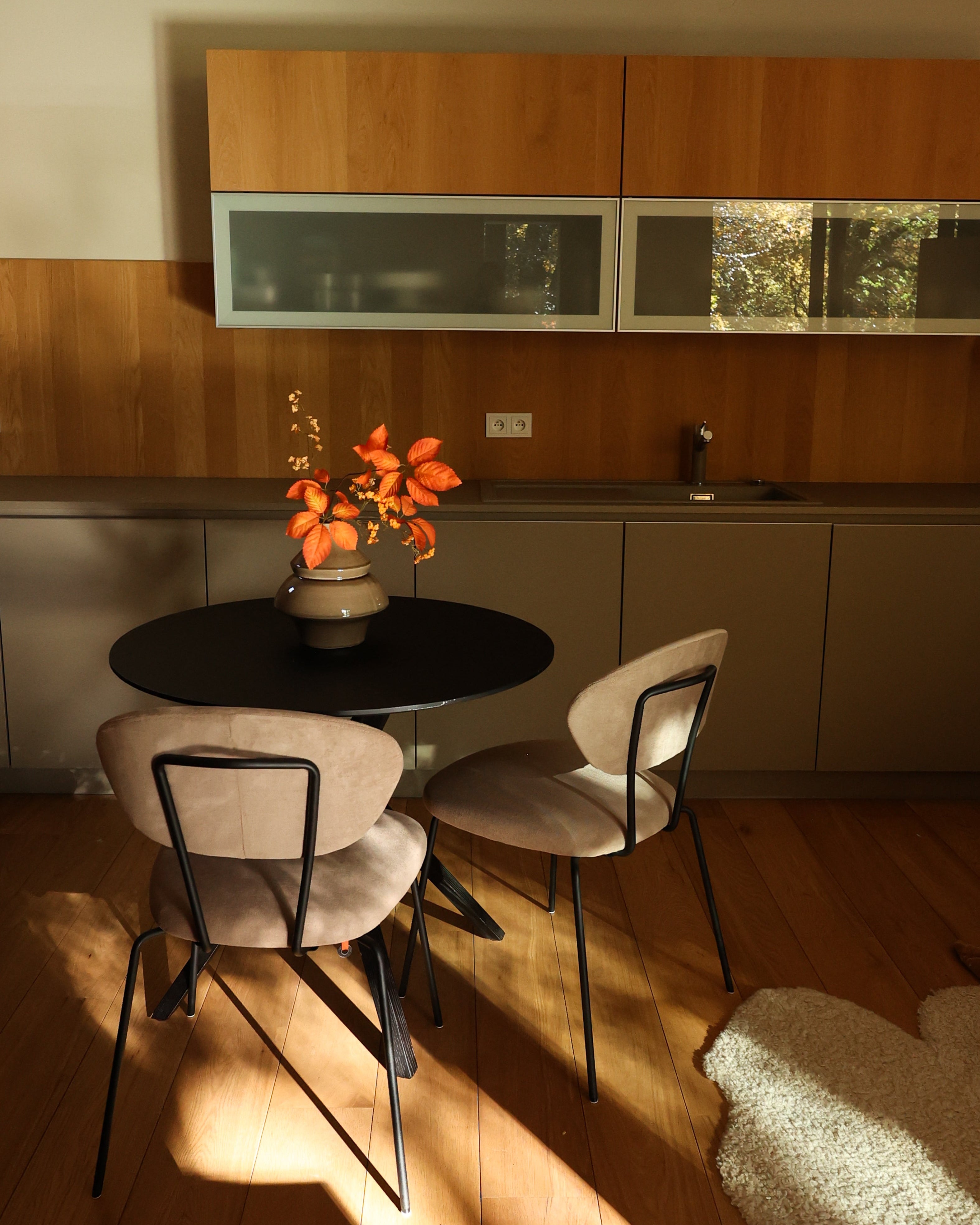 Wood Lounge Suite
