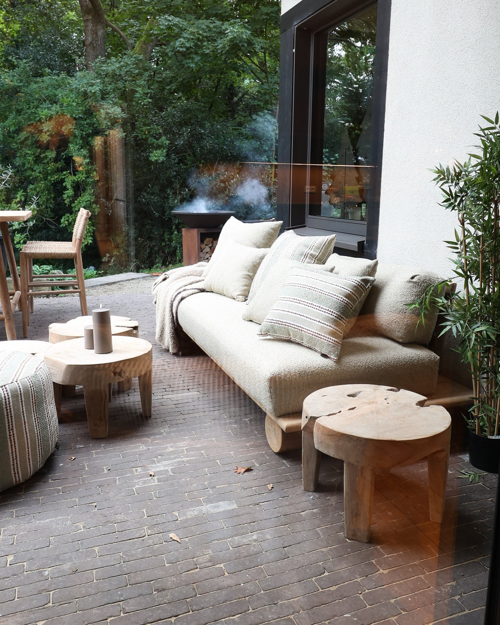 Wood Lounge Apartment
