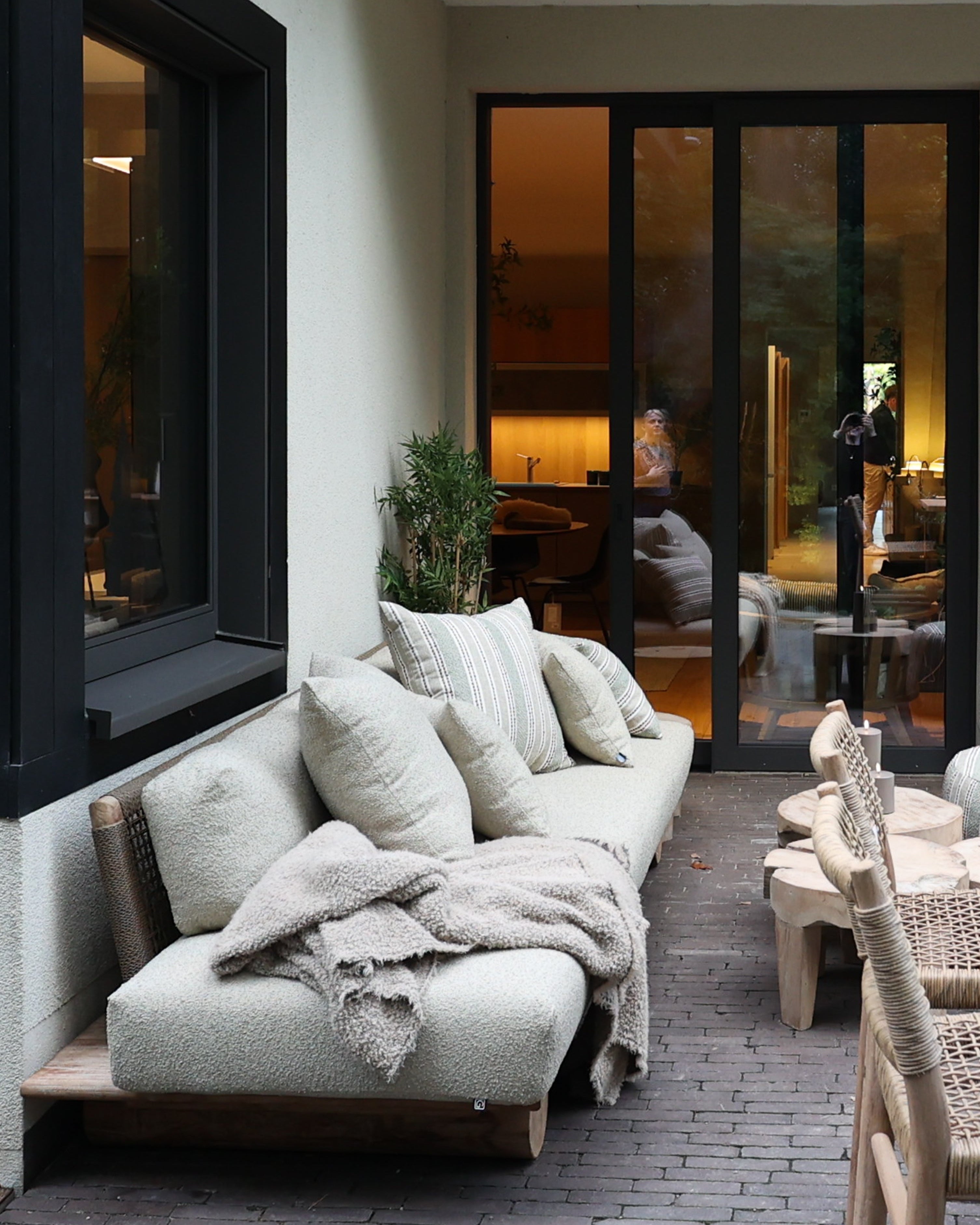 Wood Lounge Apartment